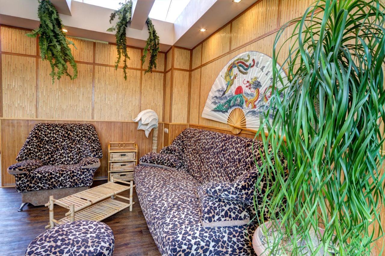 Jungle - Дом-Сказка У Моря Odessa Exteriör bild